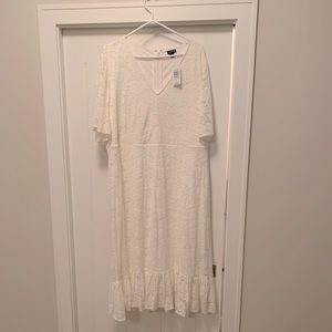 Elegant long lace dress